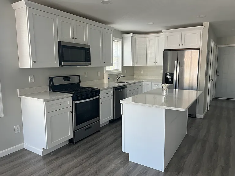 109 Bowdoin St #1 — Photo 8