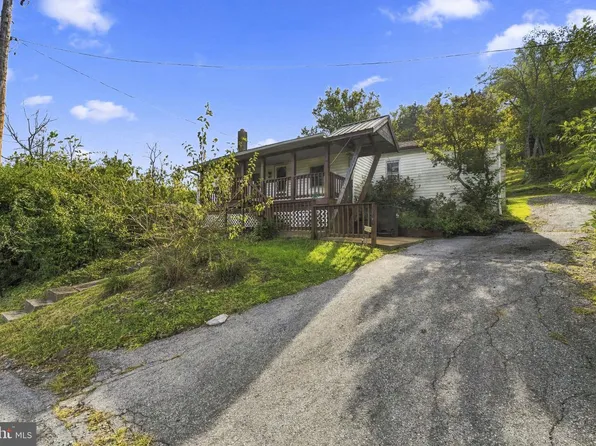 640 Walnut Rd, Birdsboro, PA 19508