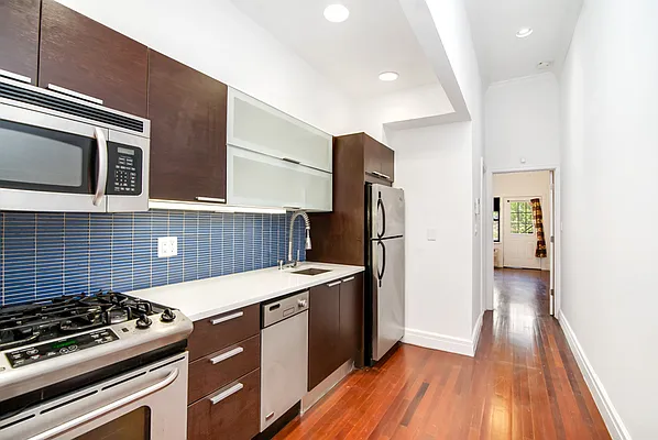 Rented by Compass | media 8