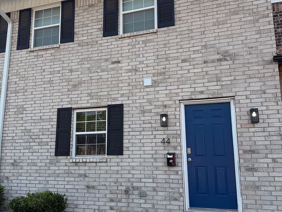 1st image of 3901 N Kickapoo Ave APT 44