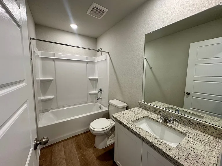 761 Staglin St #A — Photo 23