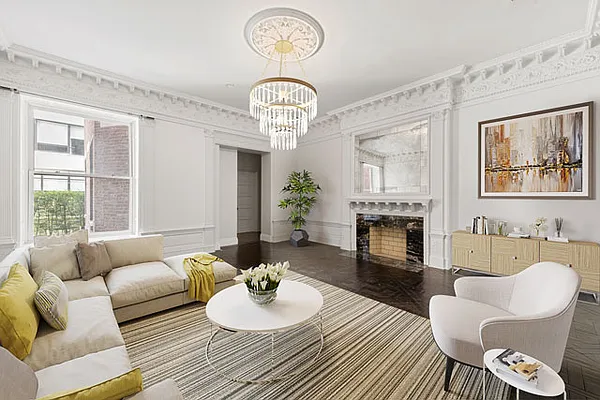 Sold by SERHANT. | media 4