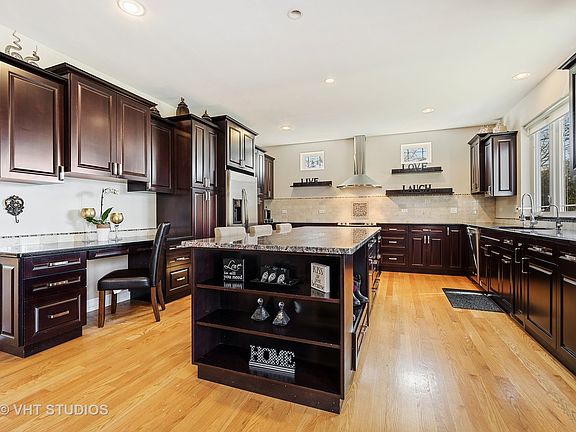2nd image of 268 S Elmwood Ave
