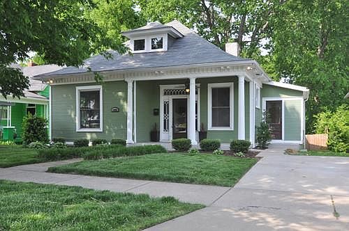 1st image of 1406 Arthur Ave