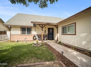 221 Wildwood Dr, Fernley, NV 89408