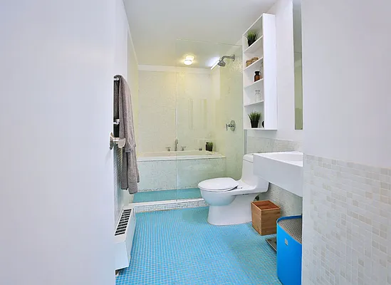Sold by The InHouse Group | media 7
