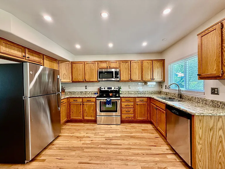 2112 Bent Tree Ln — Photo 6