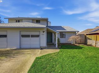 21858 SW Regal Ct, Beaverton, OR 97003