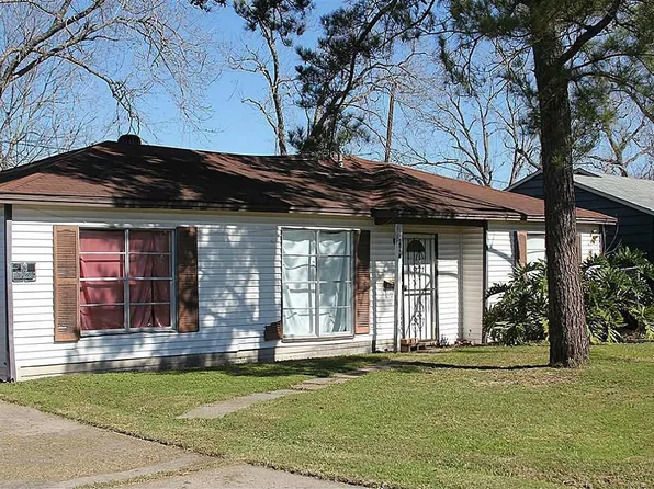 4121 Clover St, Houston, TX 77051