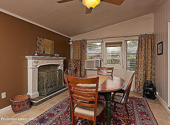 4th image of 1055 Lunaanela St