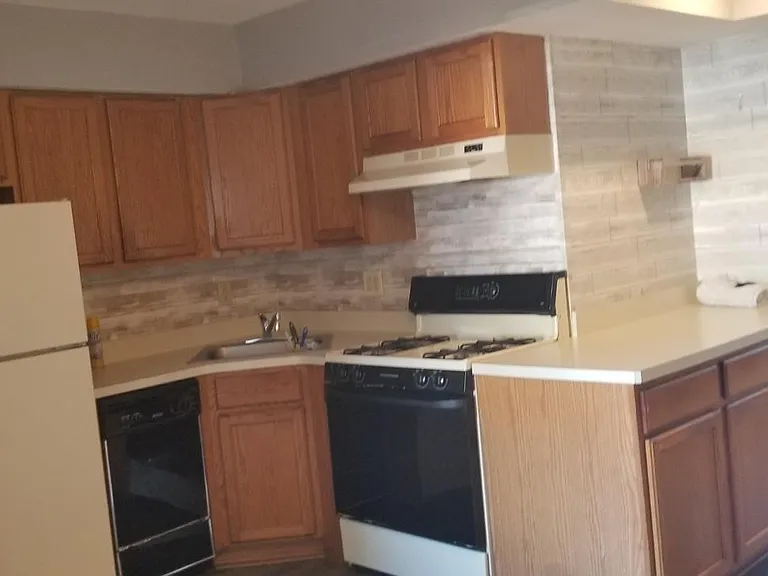 197 Evergreen Rd #3A — Photo 2