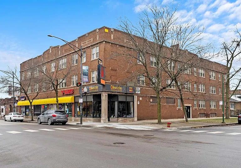 7505 Calumet Apartments — Photo 1