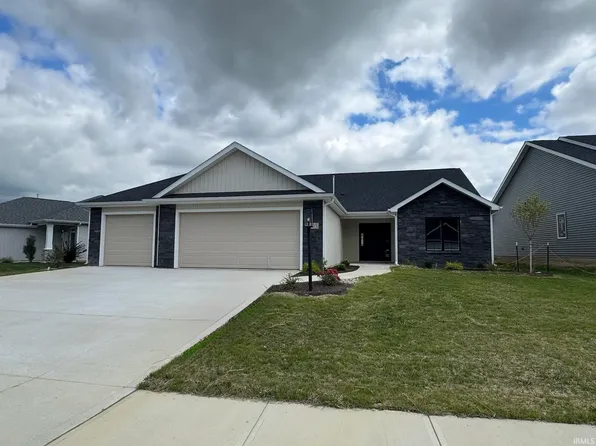1005 Midnight Chase Grv, Fort Wayne, IN 46845