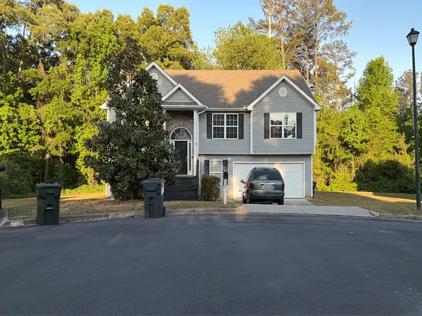 4459 Flat Stone Dr, Snellville, GA 30039