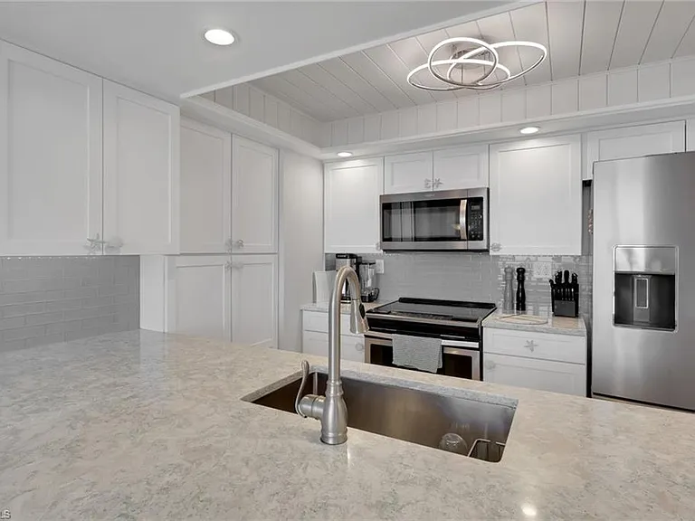 10475 Gulf Shore Dr #161 — Photo 6