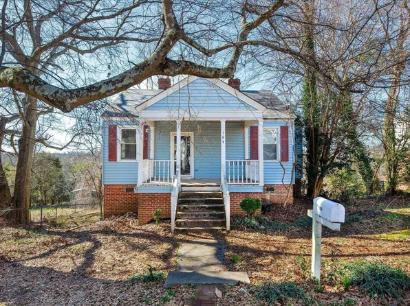 109 Center St, Taylors, SC 29687