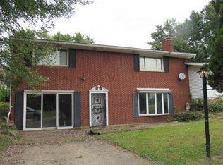 3900 Maplewood Way, Steubenville, OH 43952