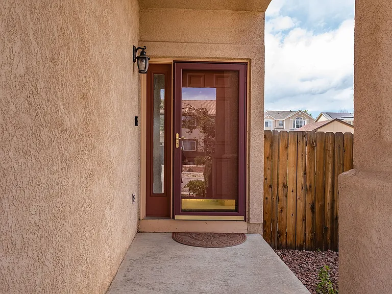 5712 Stable Ct — Photo 5
