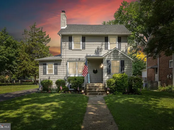 205 E Bettlewood Ave, Oaklyn, NJ 08107