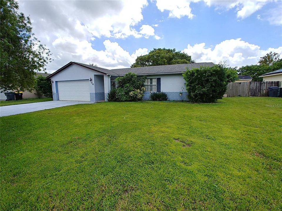 1st image of 404 Short Dr