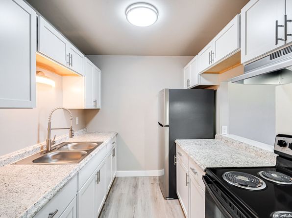 420-426 Sullivan St #426-4