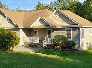 45 Highland Ridge Dr, Hampden, ME 04444