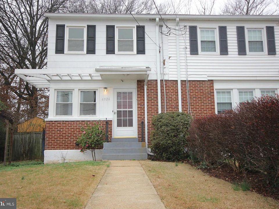 1st image of 6926 University Dr