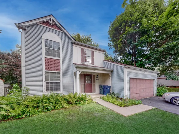 1311 Blue Ridge Pkwy, Algonquin, IL 60102
