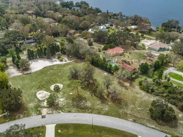 520 Austin Dr, Tarpon Springs, FL 34688