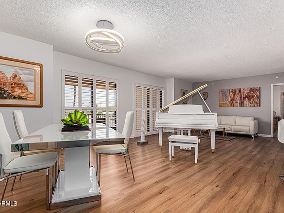 5th image of 10330 W THUNDERBIRD Boulevard #C317