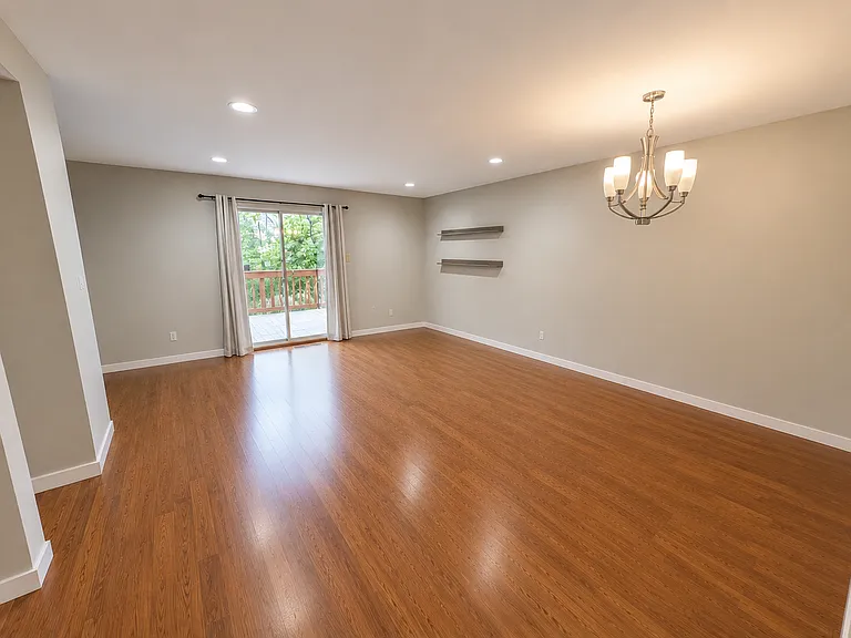 18203 Paladin Dr — Photo 3