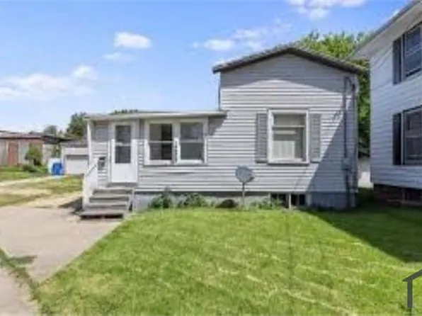 1265 S Galena Ave #1, Freeport, IL 61032