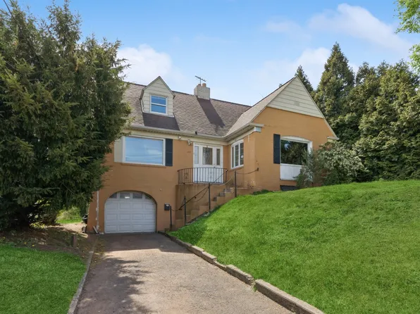 1197 Todt Hill Road image 1 of 8