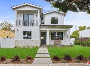 2228 Cloverfield Blvd, Santa Monica, CA 90405