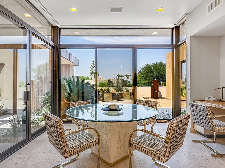 73115 Crosby Ln — Photo 40