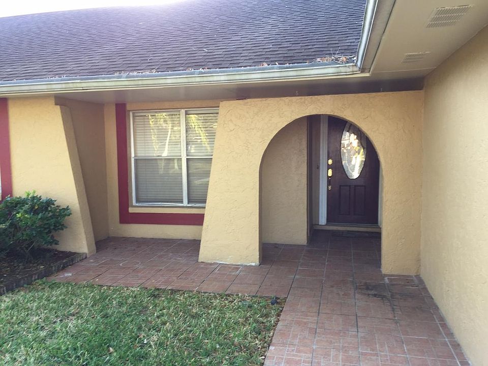 1st image of 15106 Alexis Dr