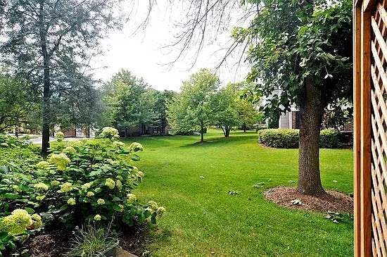 1234 S Wellington Ct S — Photo 3