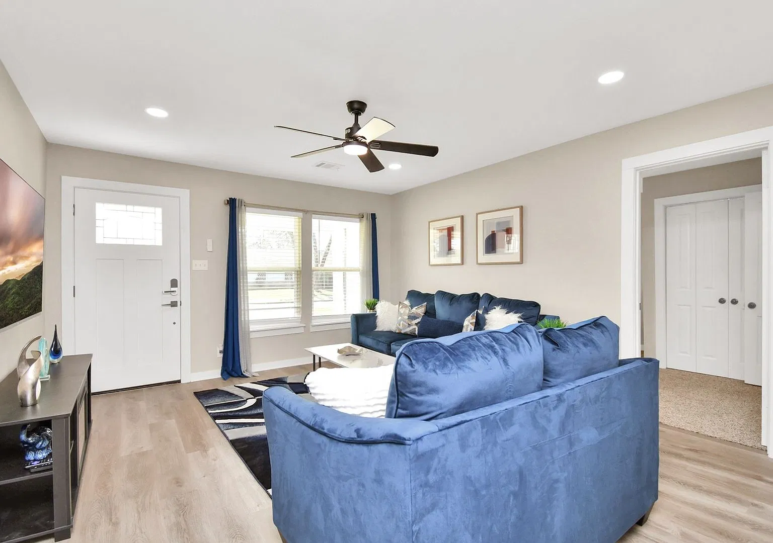 Charming 4BR House in Houston — Photo 4