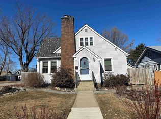 105 E James St, Ely, MN 55731