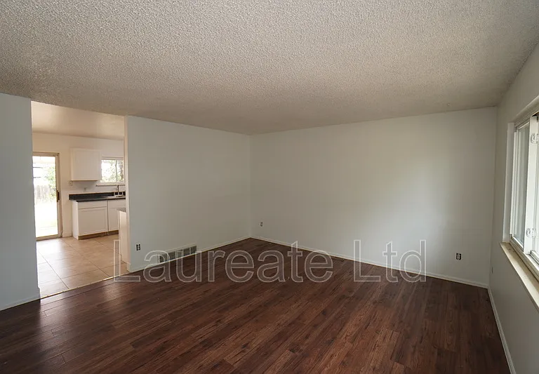 11536 E Center Dr — Photo 3