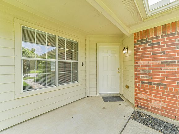 2nd image of 33318 Cottonwood Bnd