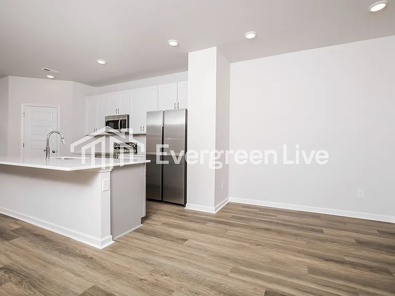 1016 Postmaster Ln — Photo 5