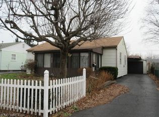 2302 Endrow Ave NE, Canton, OH