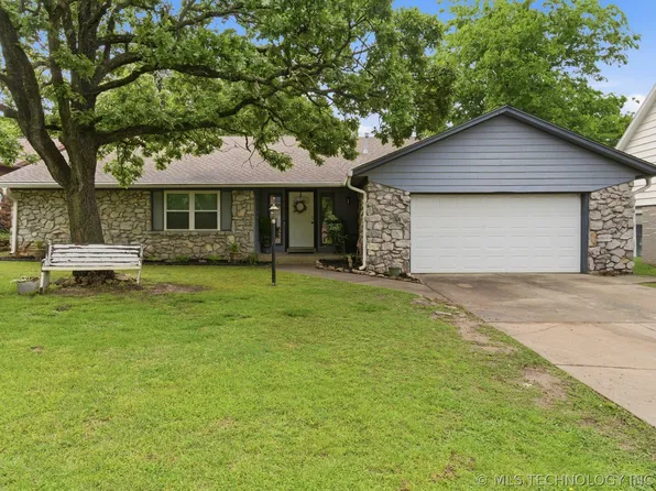 504 W 32nd Pl, Sand Springs, OK 74063