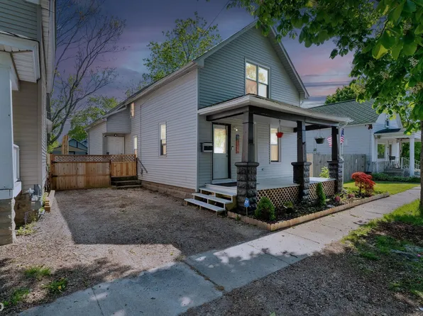 1216 Ward St, Port Huron, MI 48060
