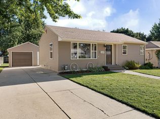 2104 1st Ave NE, Austin, MN 55912