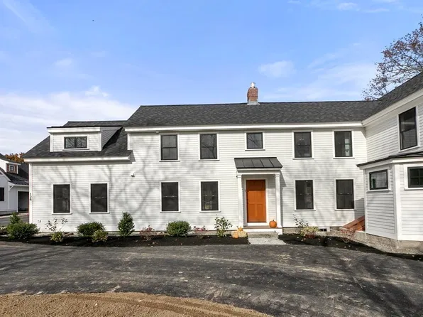 128 Main St #1, Westford, MA 01886
