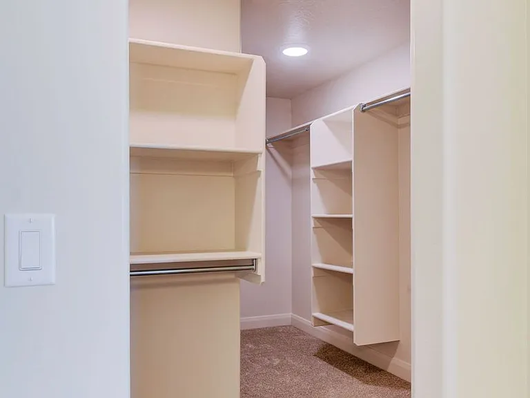 668 E Fiddlers Cove Dr #1 — Photo 10