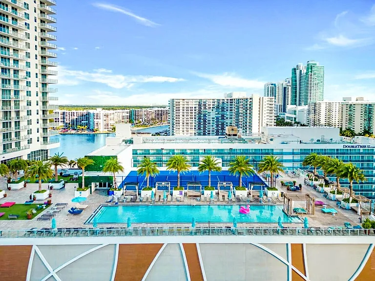 4010 S Ocean Dr #1-ID1227324P — Photo 18