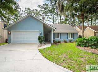 86 Village Green Cir, Savannah, GA 31411